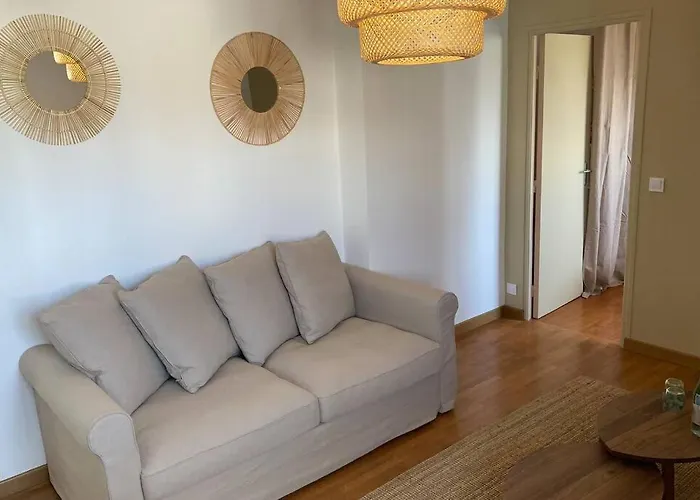 Villa Sagrada - Le Boheme ****